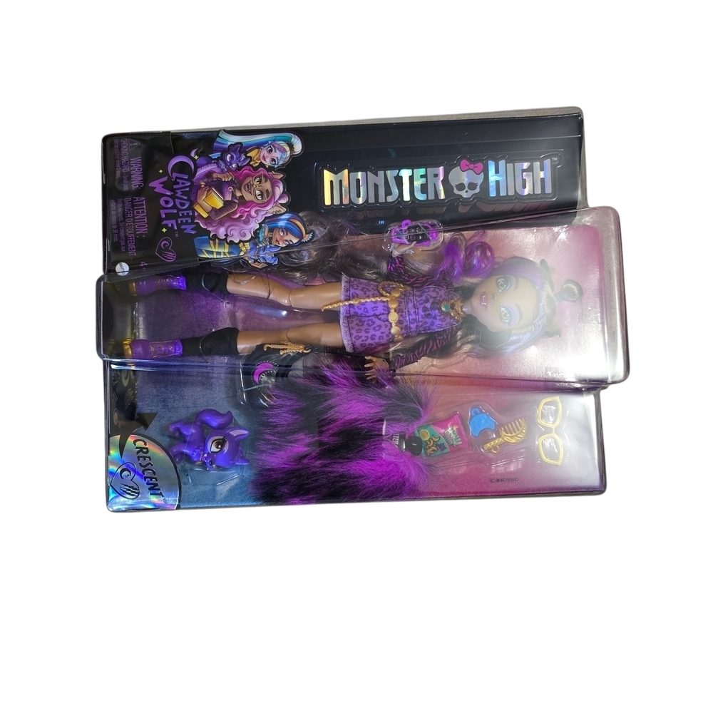 Monster High Clawdeen Wolf Doll Purple and Pink - Picture 3 of 4